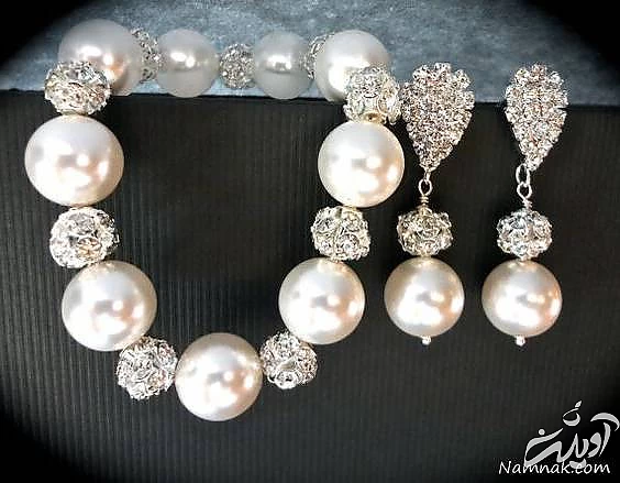 ست دستبند و گوشواره